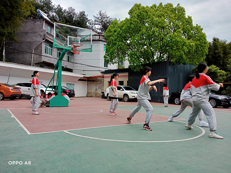 鄂州专治叛逆期青少年厌学逃课的全封闭学校