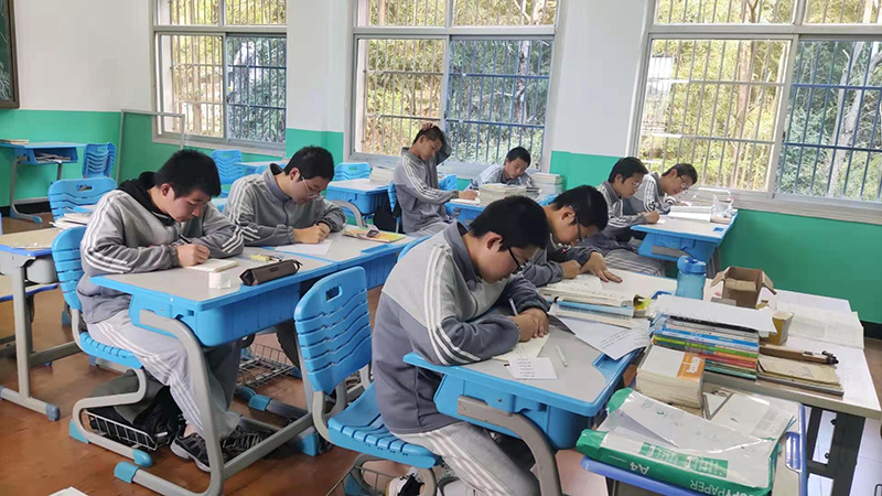 全封闭式叛逆孩子改造学校