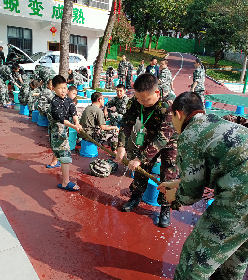 专门管理青春期叛逆早恋孩子的学校